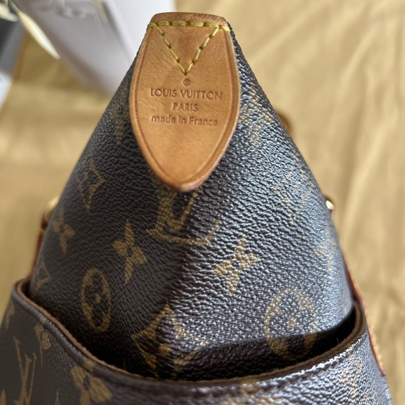 Louis Vuitton Totally MM Monogram Canvas - Picture 11 of 16